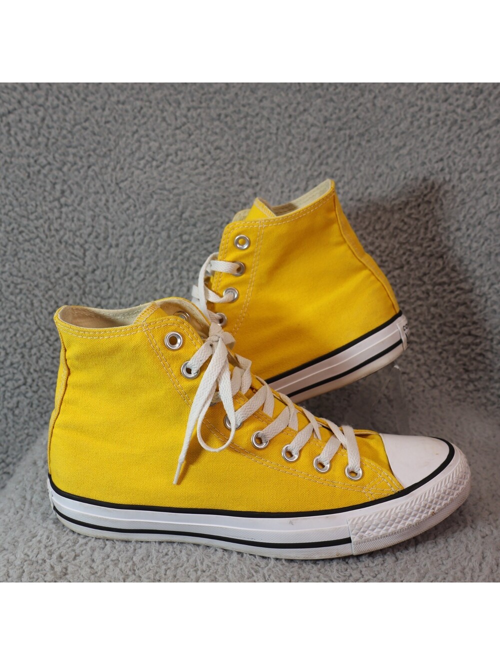 Converse Chuck Taylor All Star High Men 7 / Women 9 Yellow